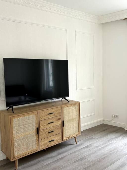 Le Petit Paris Compiegne Apartment Екстериор снимка